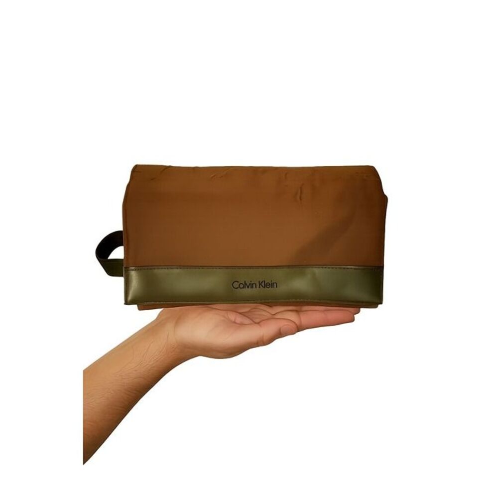 Calvin Klein Nylon Toiletry Bag Travel Toiletries Brown Flap Vacation Overnight